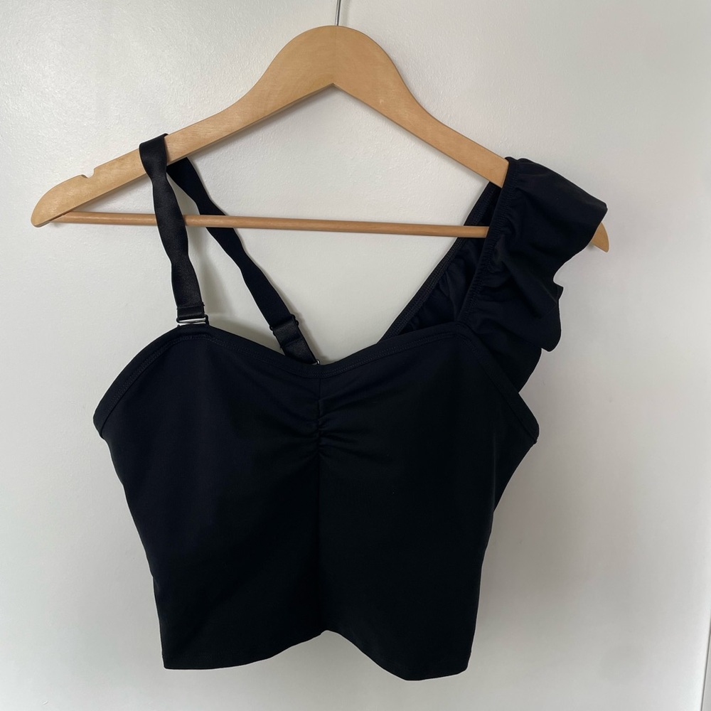 Fabletics Madeleine Petsch Athletic Top Sports Bra - Size M New without tags